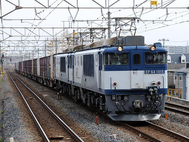 高崎機関区EF64-1015+EF64-1038