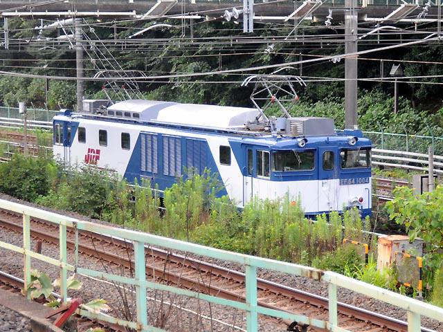 高崎機関区EF64-1004