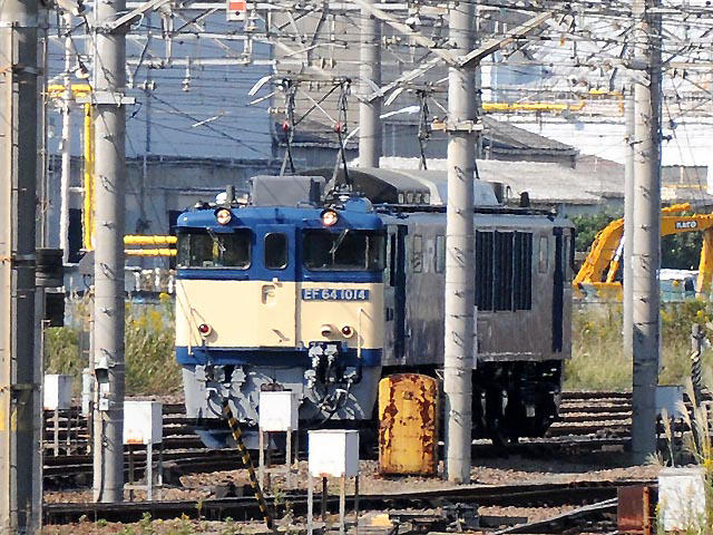高崎機関区EF64-1014
