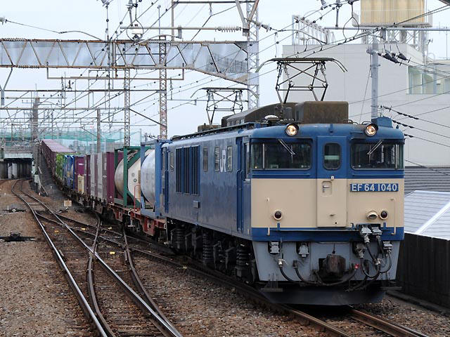 愛知機関区EF64-1040