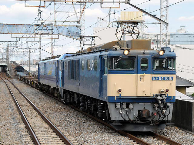 愛知機関区EF64-1016
