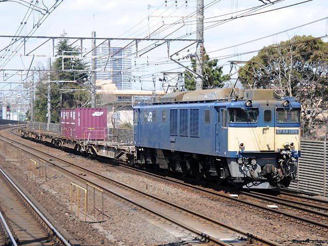 愛知機関区EF64-1019