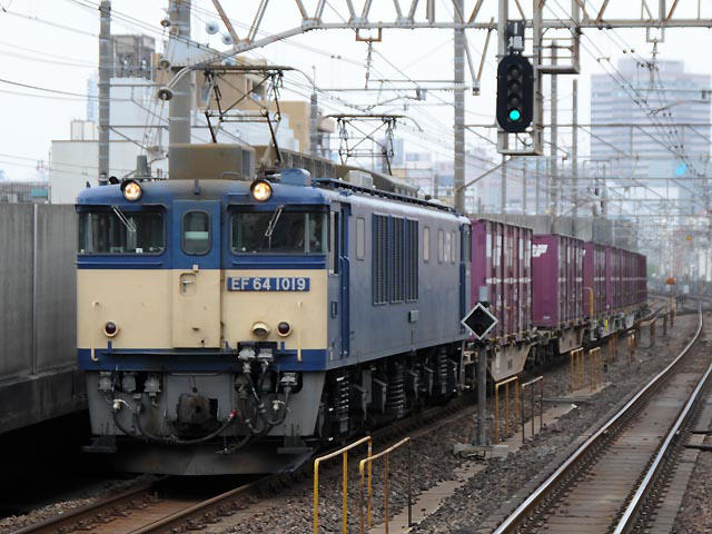 愛知機関区EF64-1019