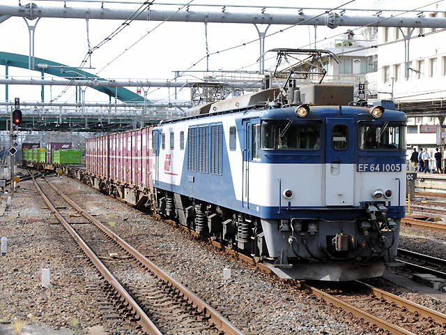 愛知機関区EF64-1005