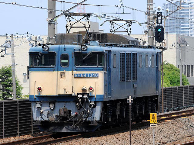 愛知機関区EF64-1040