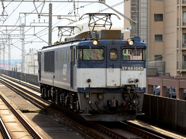 愛知機関区EF64-1049