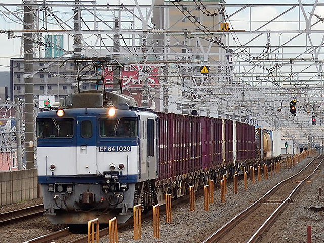 愛知機関区EF64-1020